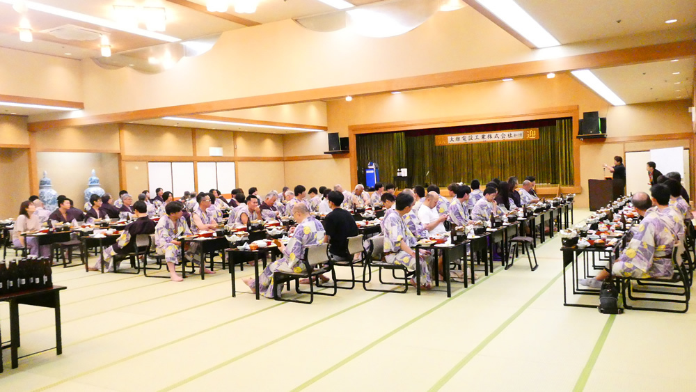 ④楽しい美味しい宴会のスタート